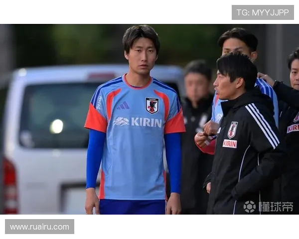 [国际足球]镰田大地左路奔袭 穿裆突放冷箭破门.