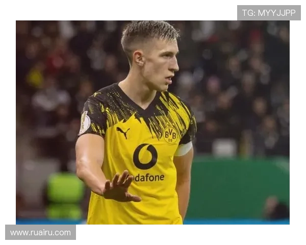 尼科·施洛特贝克：现代足球的力量象征